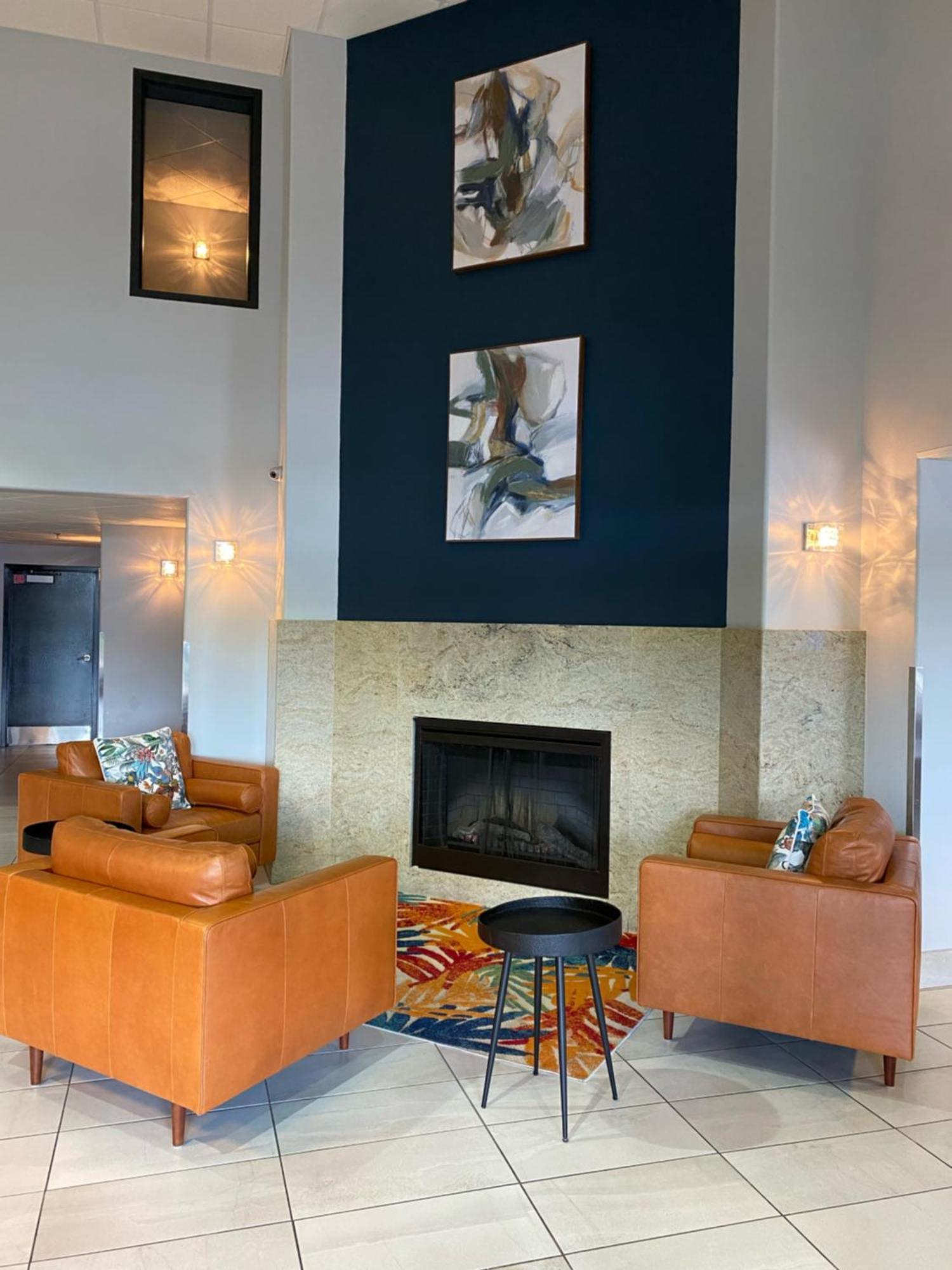 Super 8 By Wyndham Lachenaie/Terrebonne Ngoại thất bức ảnh
