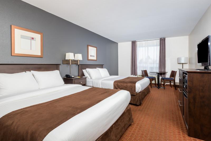 Super 8 By Wyndham Lachenaie/Terrebonne Ngoại thất bức ảnh